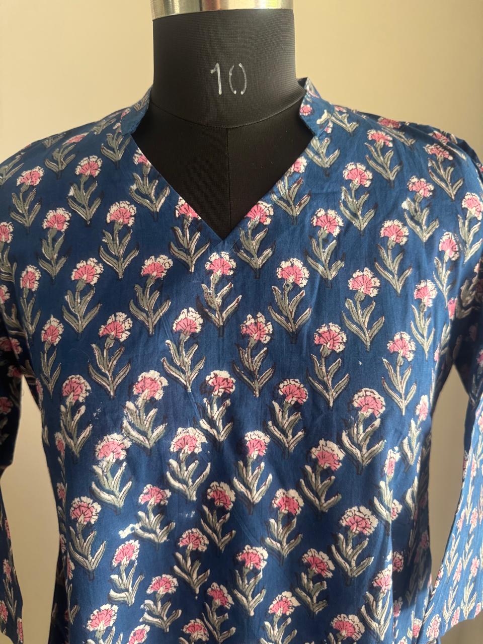 NARAYAN-2 CHECKED RAW SILK SUIT (Copy)