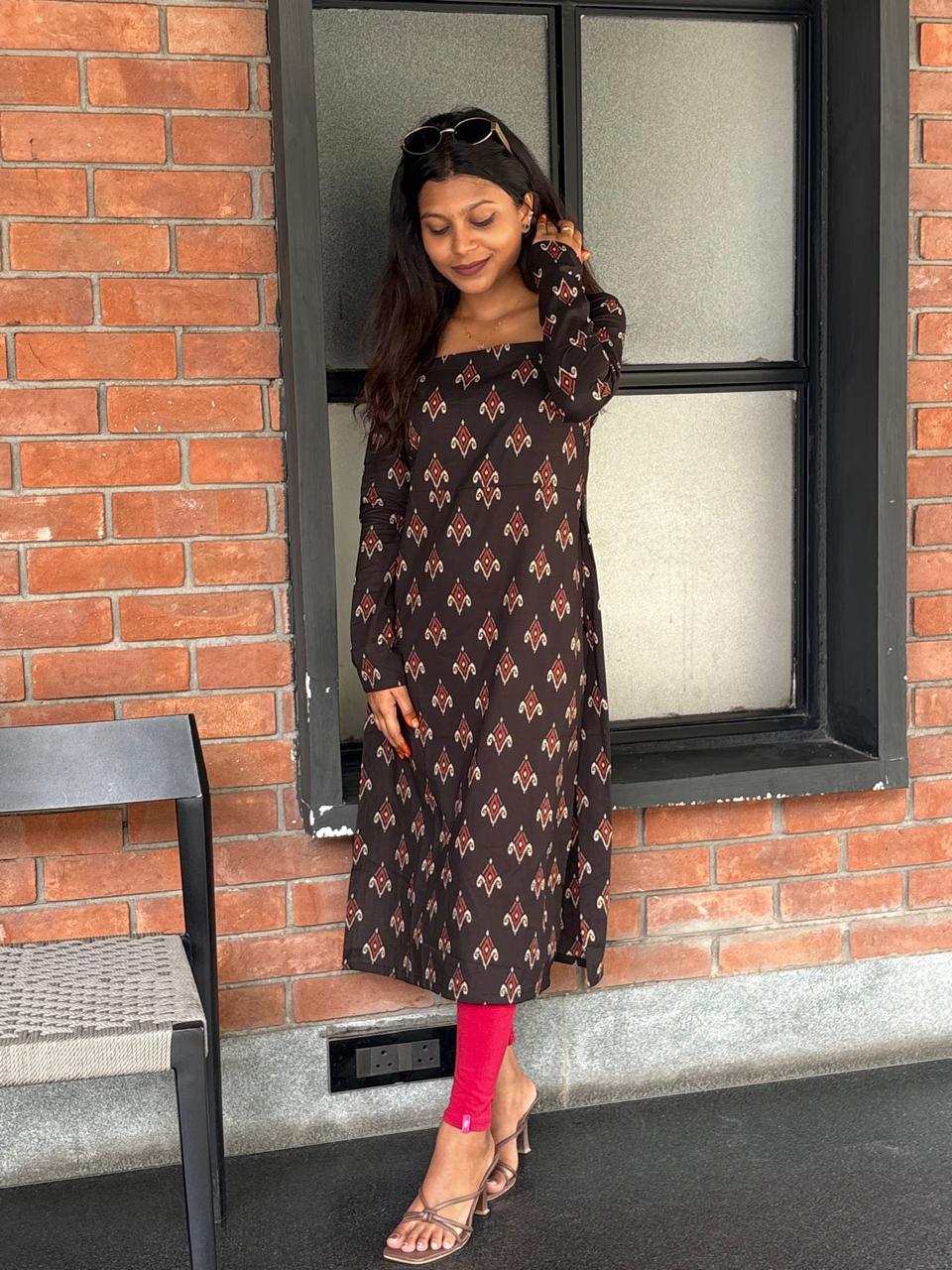 TRENDY BLACK KURTI