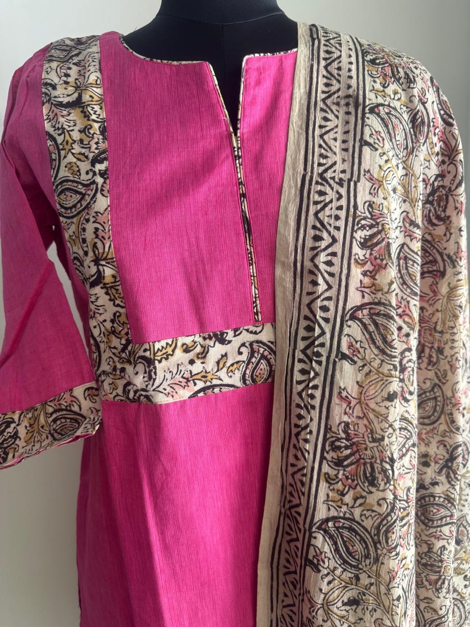 NARAYAN-2 CHECKED RAW SILK SUIT