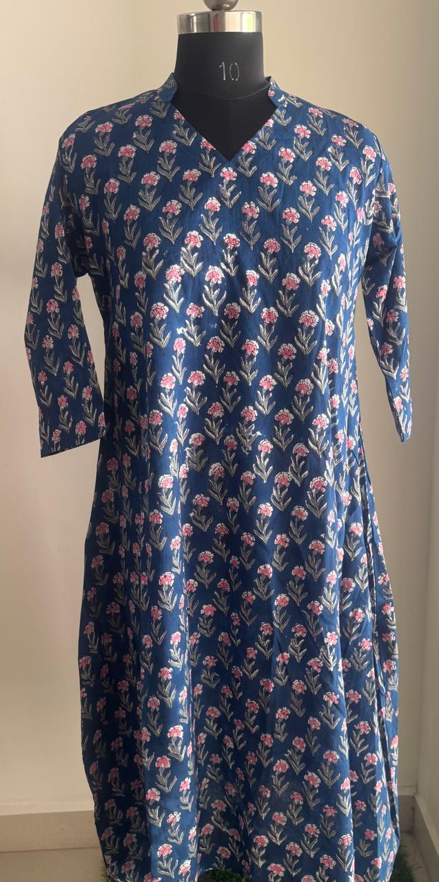 NARAYAN-2 CHECKED RAW SILK SUIT (Copy)