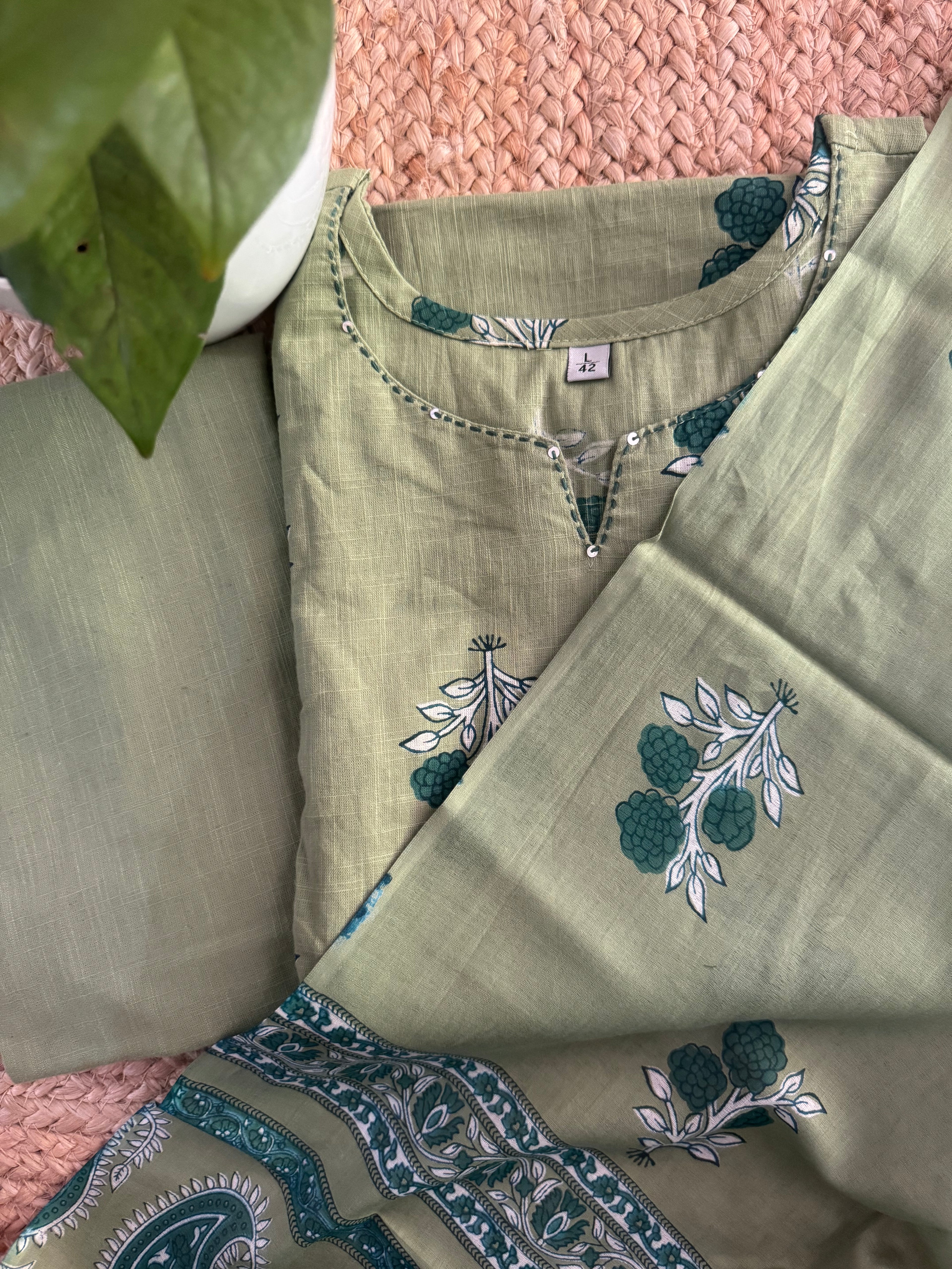 LEAFY GREEN COTTON SUIT