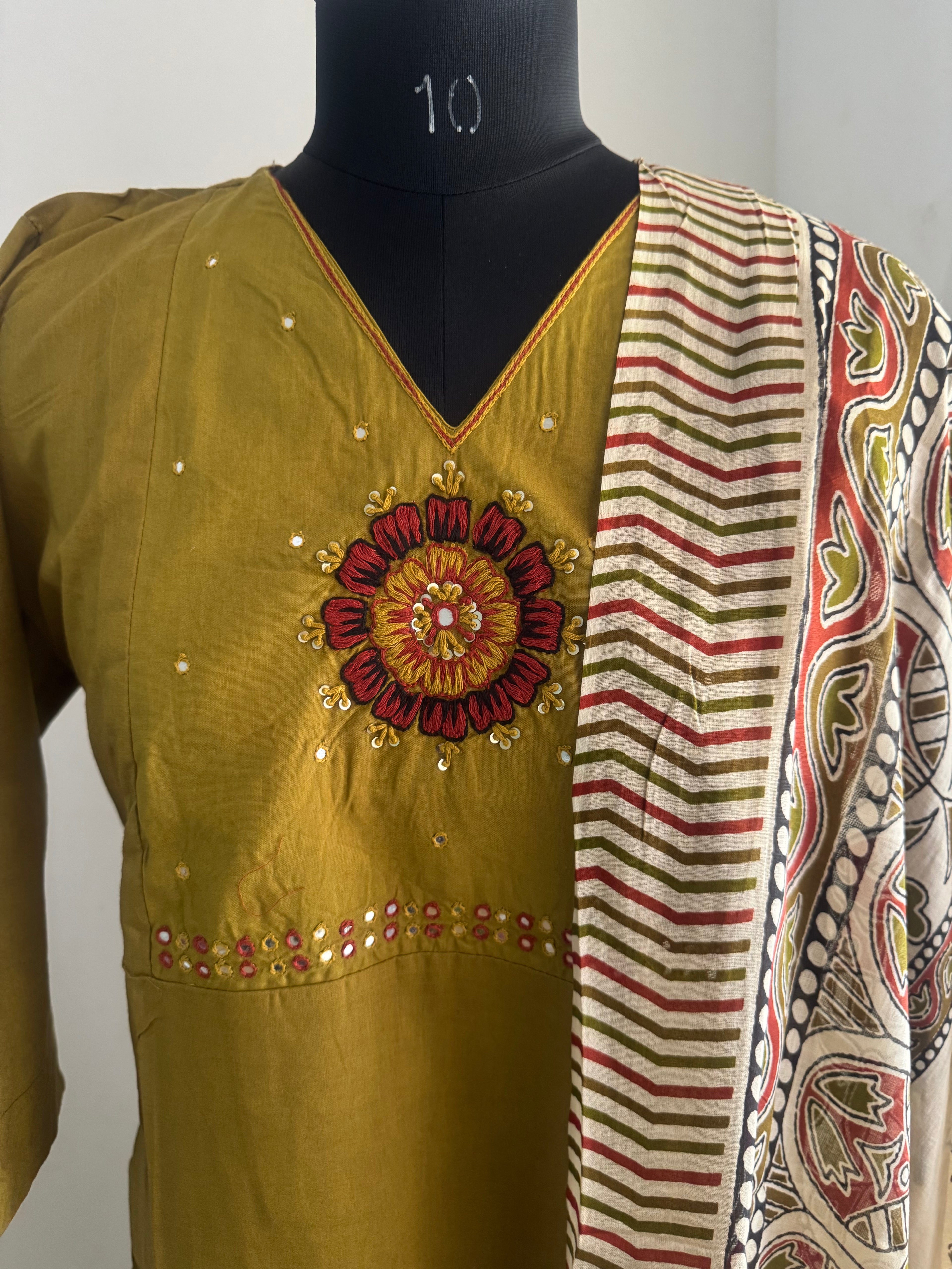GREEN MEHANDI COTTON SUIT