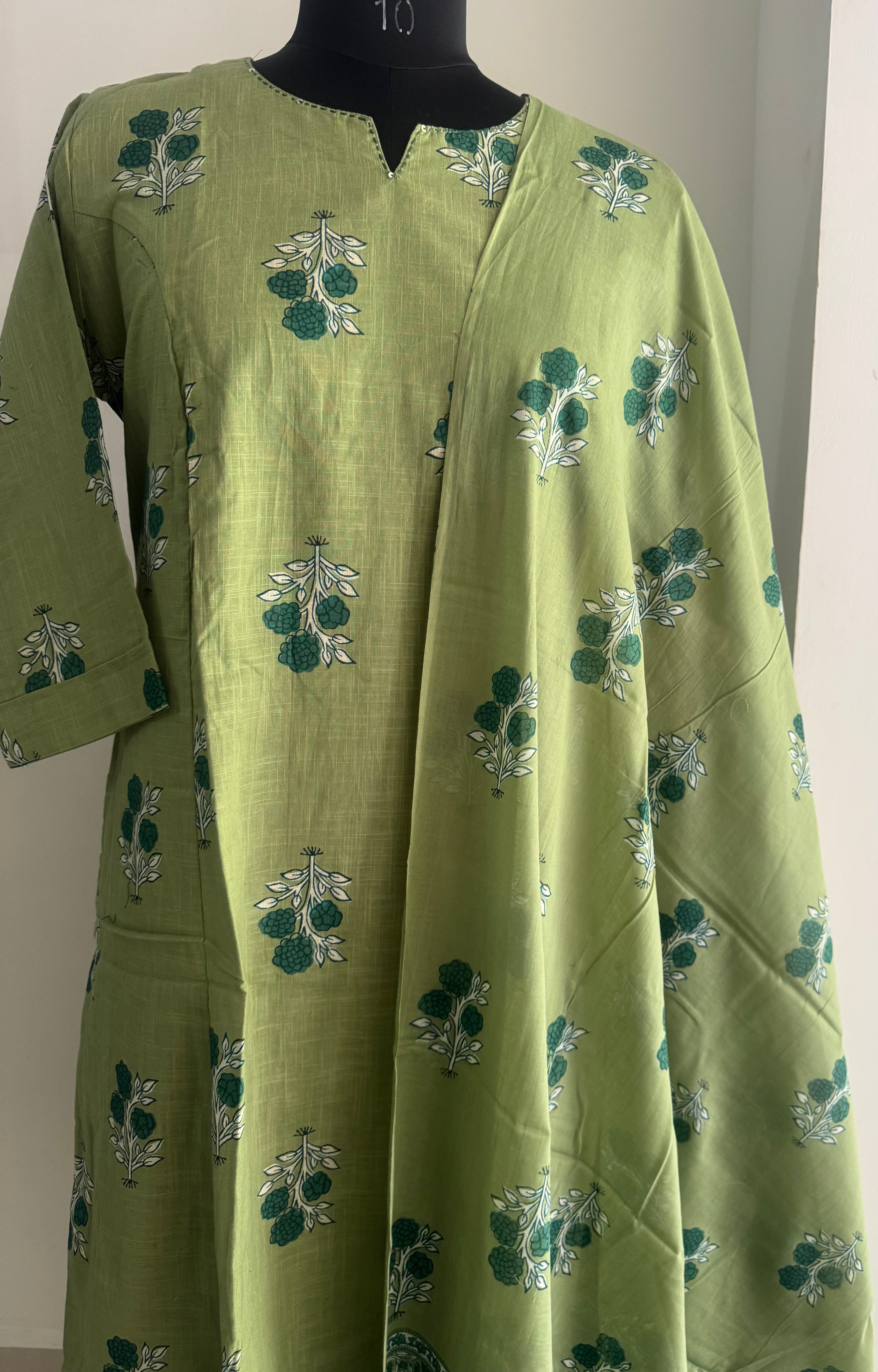 LEAFY GREEN COTTON SUIT